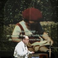 MuenchnerOpernfestspiele2018_Voruebergehenden_5216.jpg
